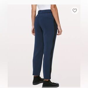 Lululemon On The Fly Pant
Woven Track ST